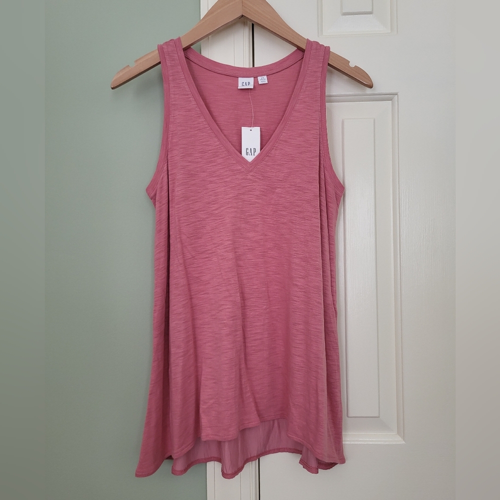 NWT pink Gap tank